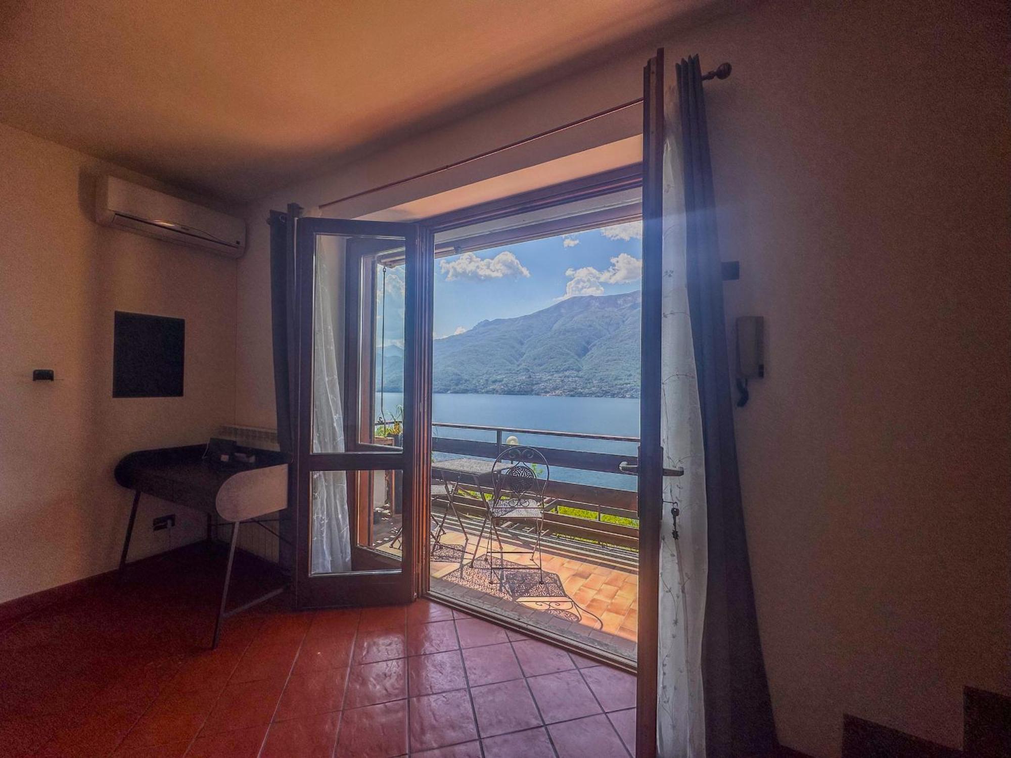 Appartamento A Due Passi Dal Lago Con Box Dorio Екстер'єр фото